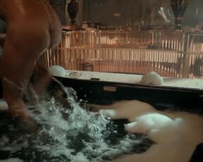 Alice Braga Nude - Queen of the South s01e01 (2016) modern mainstream cinema more sex and violence