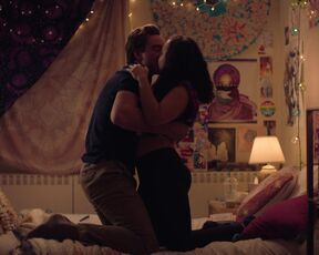 Nude Kathryn Hahn, Jasmine Cephas Jones – Mrs. Fletcher s01e06 (2019) sex scene video