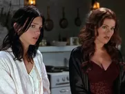 A. Faris, K. Robertson, R. Hall - Scary Movie 2 (2001)