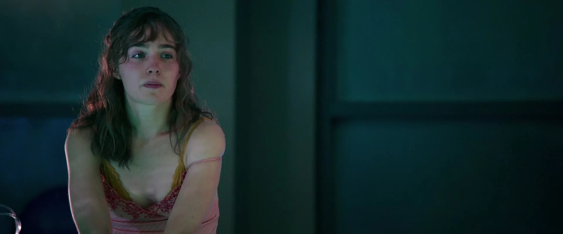 RARE Haley Lu Richardson nude - Five Feet Apart (2019) - Celebs Roulette  Tube