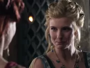 Lucy Lawless & Lesley-Ann Brandt Spartacus S1E2 2