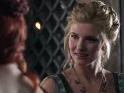 Lucy Lawless & Lesley-Ann Brandt Spartacus S1E2 2