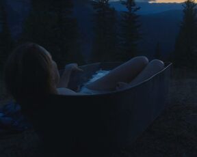 Robin Wright - Land (2021)