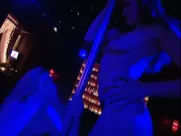 Clara Morgane & Estelle Desanges - Striptease en duo